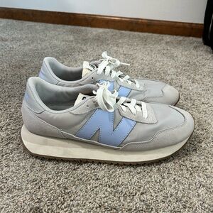 New Balance Women's Gray and Blue Sneakers
